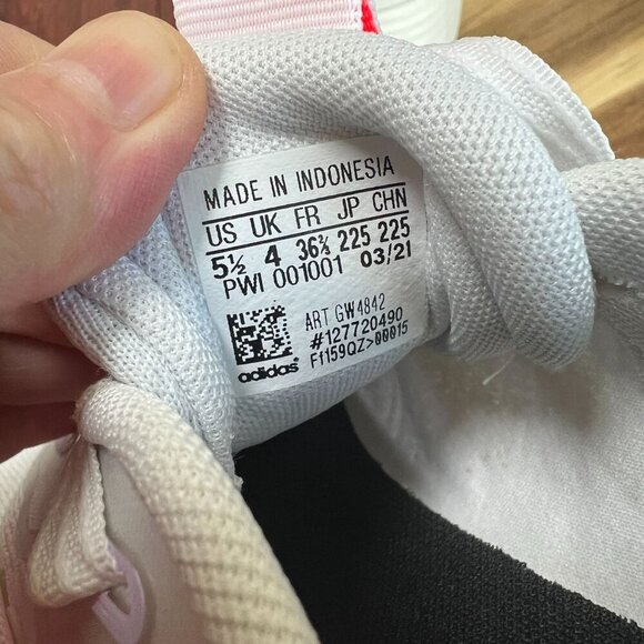 Adidas Women's Racer Sport Running Shoe Sz 5.5US White/Purple Tint/Red GW4842 - Picture 13 of 13